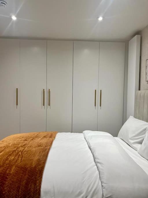 New Flat In Holland Park Διαμέρισμα Λονδίνο Εξωτερικό φωτογραφία