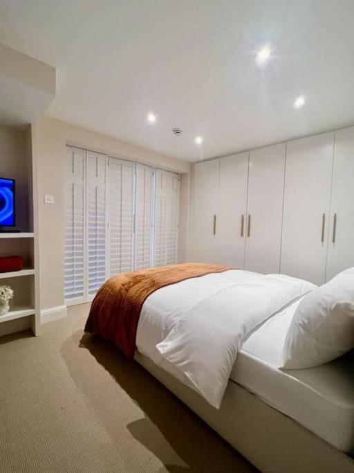 New Flat In Holland Park Διαμέρισμα Λονδίνο Εξωτερικό φωτογραφία